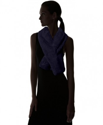 Fiorentina Womens Plush Collar Pull Through in Cold Weather Scarves & Wraps