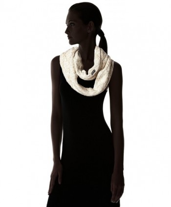 Womens Textured Diamond Eternity Vanilla in Fashion Scarves