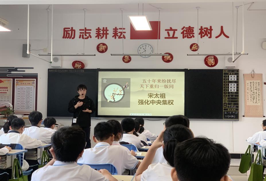 904afd8d55c6369854e7001792375ba 904afd8d55c6369854e7001792375ba